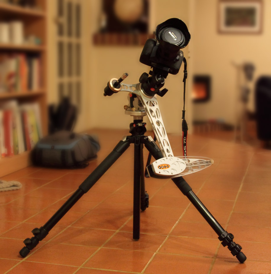 AstroTrac with Canon 7D and Manfrotto 190xProB Tripod